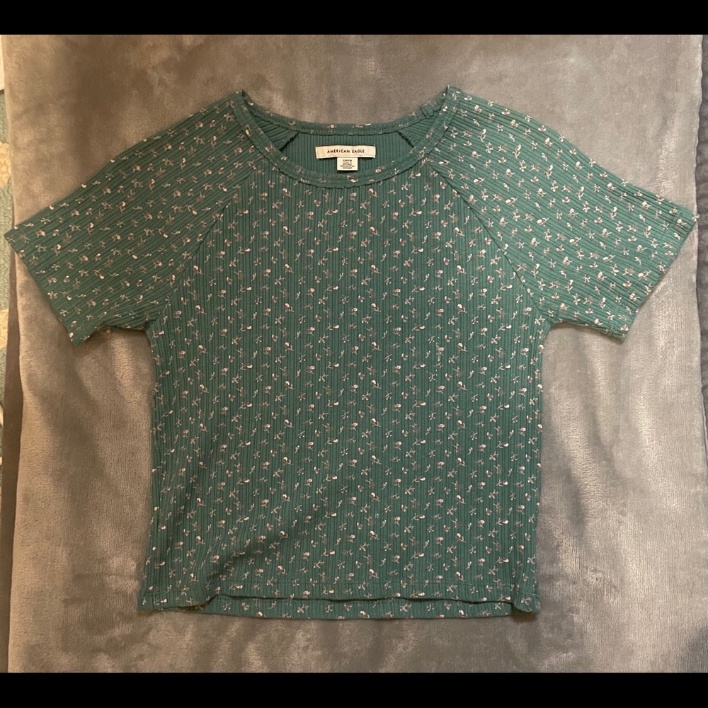 Fitted tee